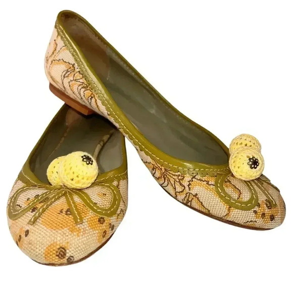 Laura Brandon Anthropologie Women's Canvas Yellow Sage Pom Pom Ballet Flats 7 - Picture 2 of 7